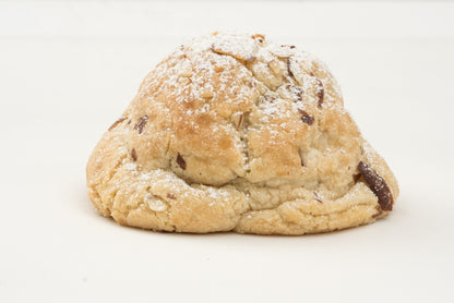 White Chocolate Chip Almond Cookie